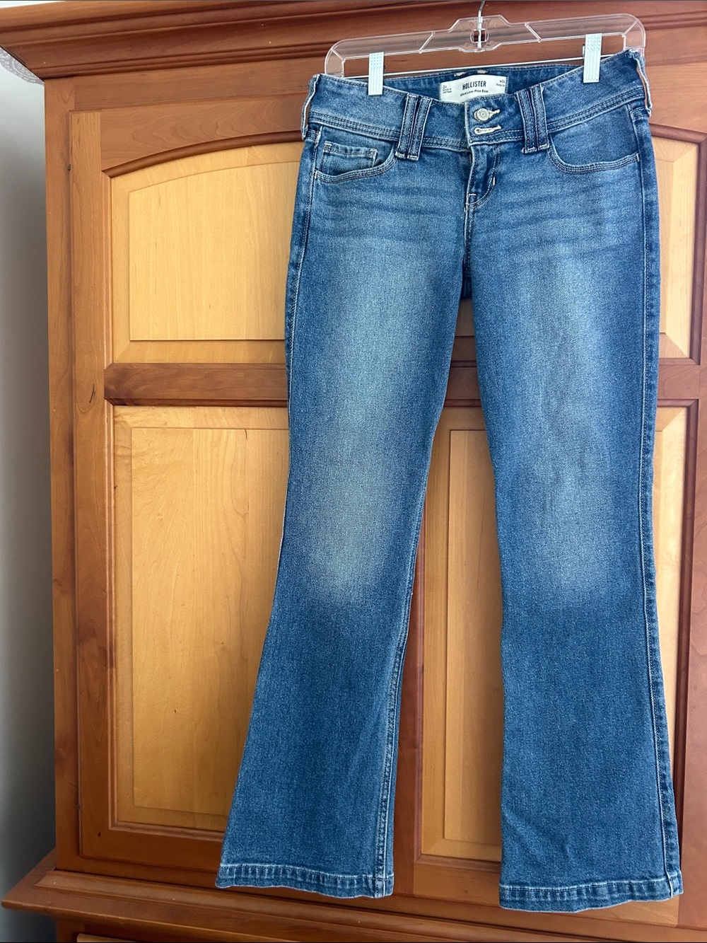 Hollister Mid Blue Flared Jeans - Gentle Fade